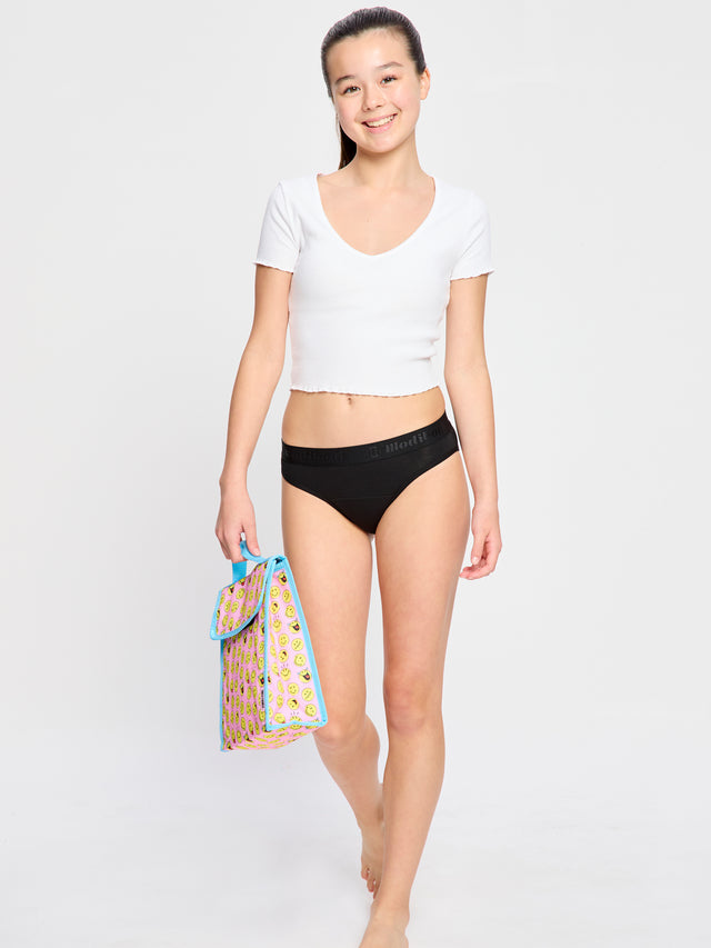 2OTPKMIMHBLAT_SmileyWorld_Teen_Back_To_School_Period_Kit_with_Hipster_Bikini_MH_Black_Mikayla_10_1.jpg