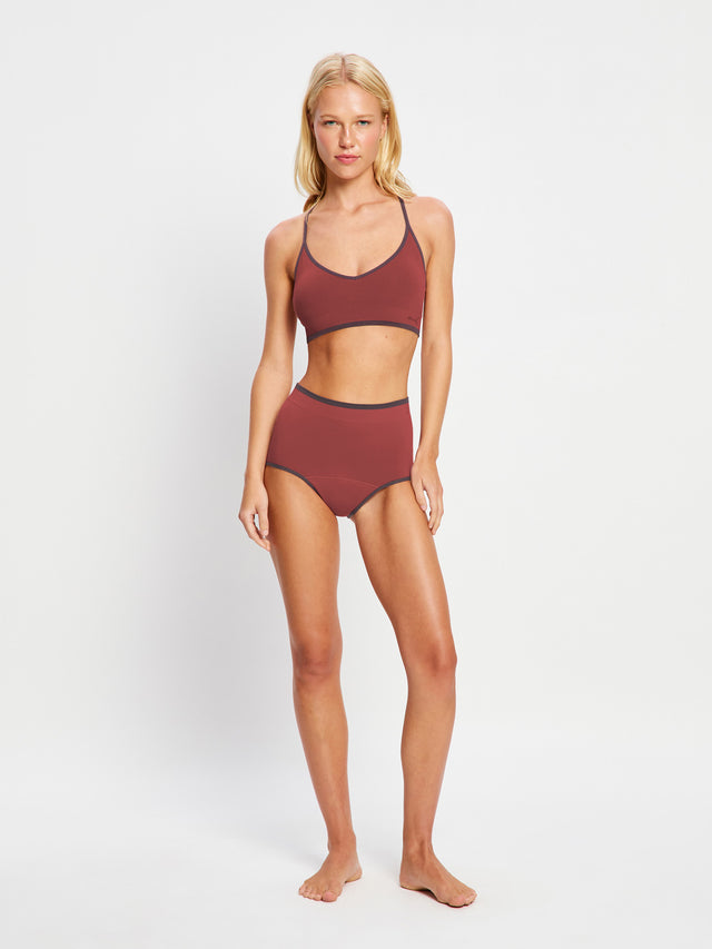 Puma X Modibodi Slip Sans Coutures Taille Haute Jambes Courtes Flux Modéré Prune Violette