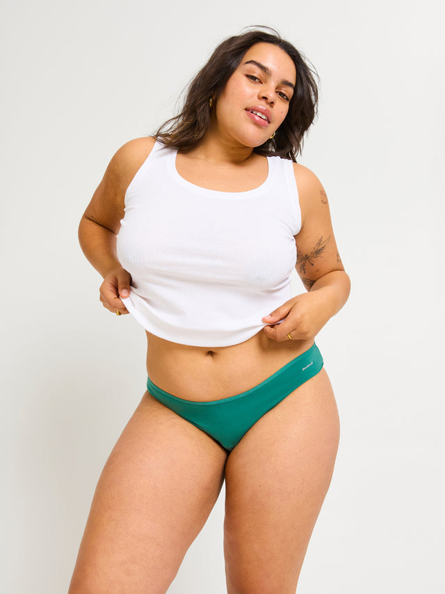 BSBIMHJGLW_MB_Basic_Cheeky_Bikini_Moderate_Heavy_Jungle_Green_BiancaM_20.jpg