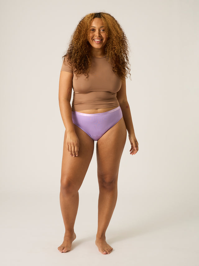 CLBIHOLAVW-MB_Classic_Bikini_HO_Lavender-0987_model_Bailey_16-XL.jpg