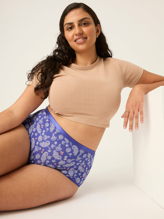 Klassischer Full Brief Moderate Boho Love
