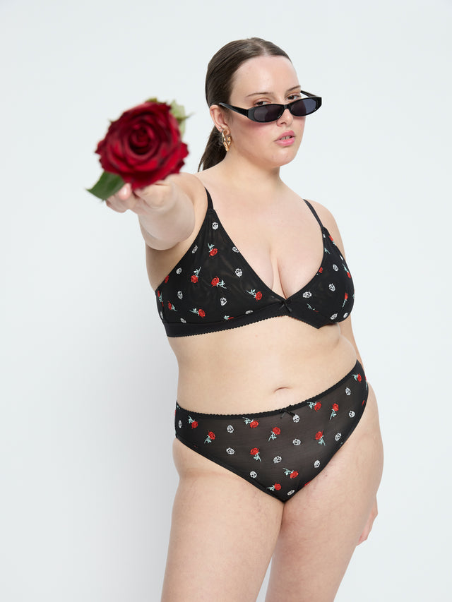 V-Day-Set aus Bralette und frechem Slip