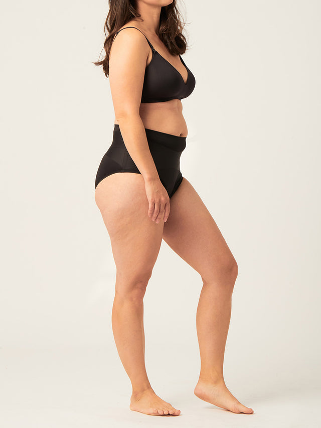 Contour Full Brief Moderate Black
