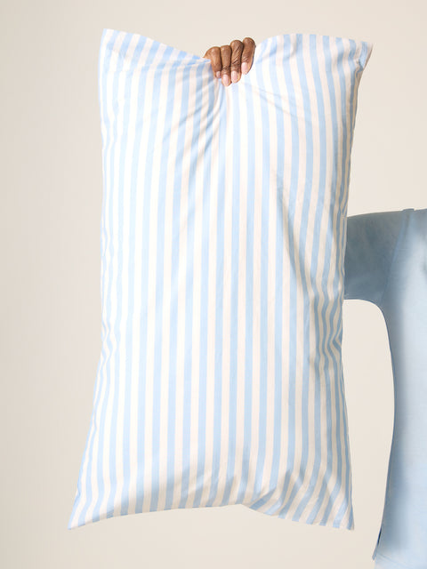 OTPCOSNACBSW-MB_ModiCool_Pillow Case_SP_Cashmere Blue stripe-3_model_pillowcase_OSFM.jpg