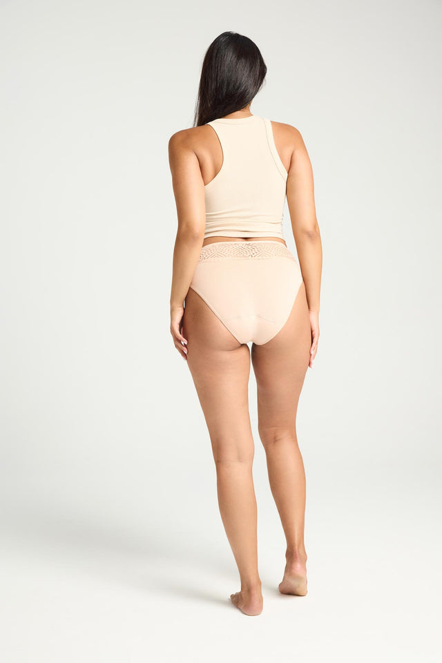 Sinnlicher French Cut Moderate Beige