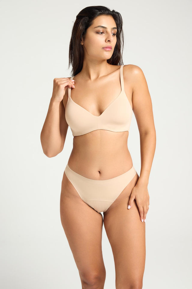 SFBASPMWCASW_MB_Sweat proof Bra_Beige_646_Model_Shima_12-M.jpg