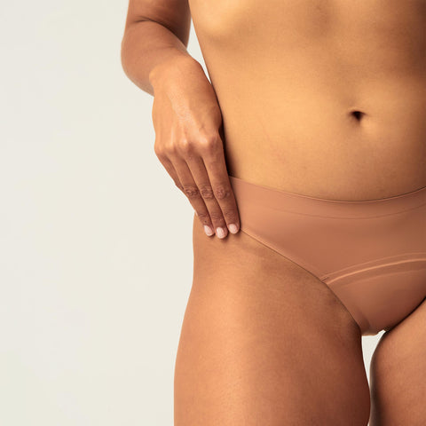 Modibodi Sensual Hi-Waist Bikini - Heavy Overnight Absorbency - Period  Protection Underwear for Women - Bikini Brief Underwear - Discreet Menstrual  Period Panties, Lush Crush, 12 : : Clothing, Shoes & Accessories