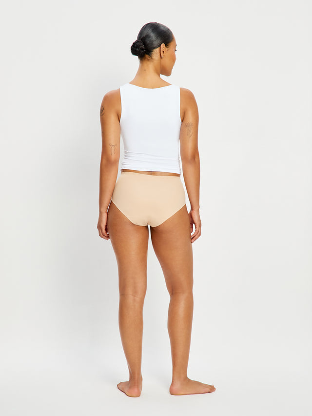 Seamfree Full Brief Moderate Cashew