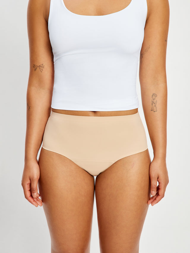 Seamfree Full Brief Moderate Cashew