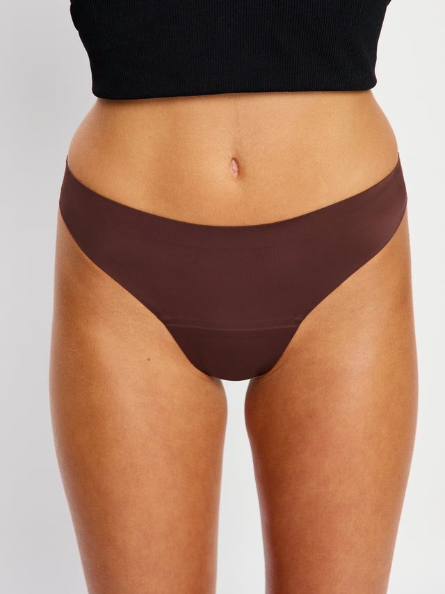 Nahtloser Tanga Licht Kakao Braun