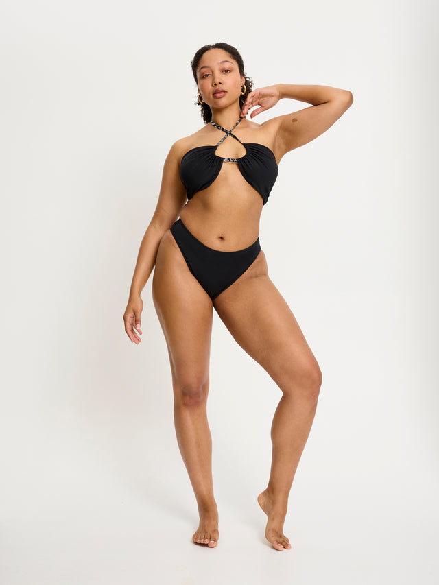 SLSBSCHIBLAW_Smileyworld_Swimwear_Hi-Waist_Bottom_High_Absorbency_Black_100_Model_Liv_14-L.jpg