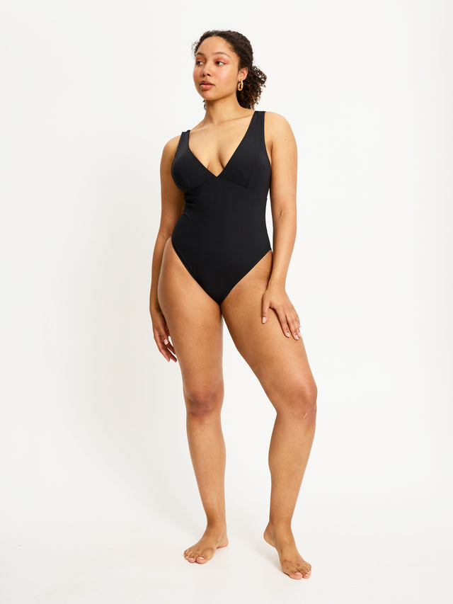 Maillot de bain une pièce décolleté en V noir intense